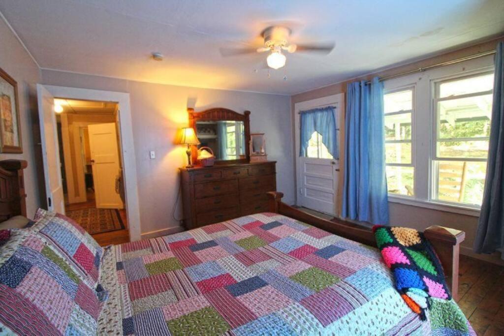 Creekside 1920'S Farmhouse Villa Bryson City Exteriör bild